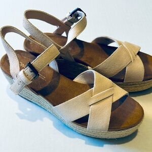 TOMS Audrey Honey Suede Wedge Sandal